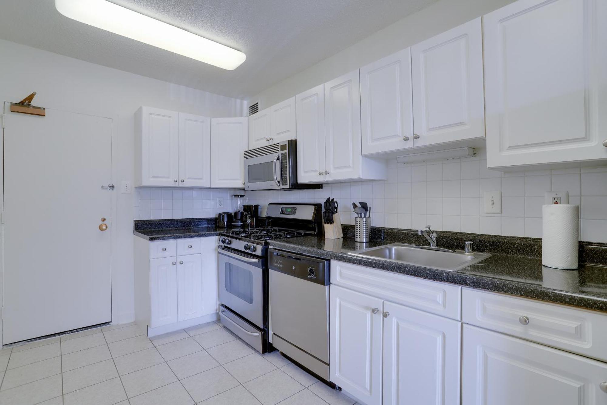 Spacious 2 Bedrooms Apt @Crystal City With Gym Arlington Kültér fotó