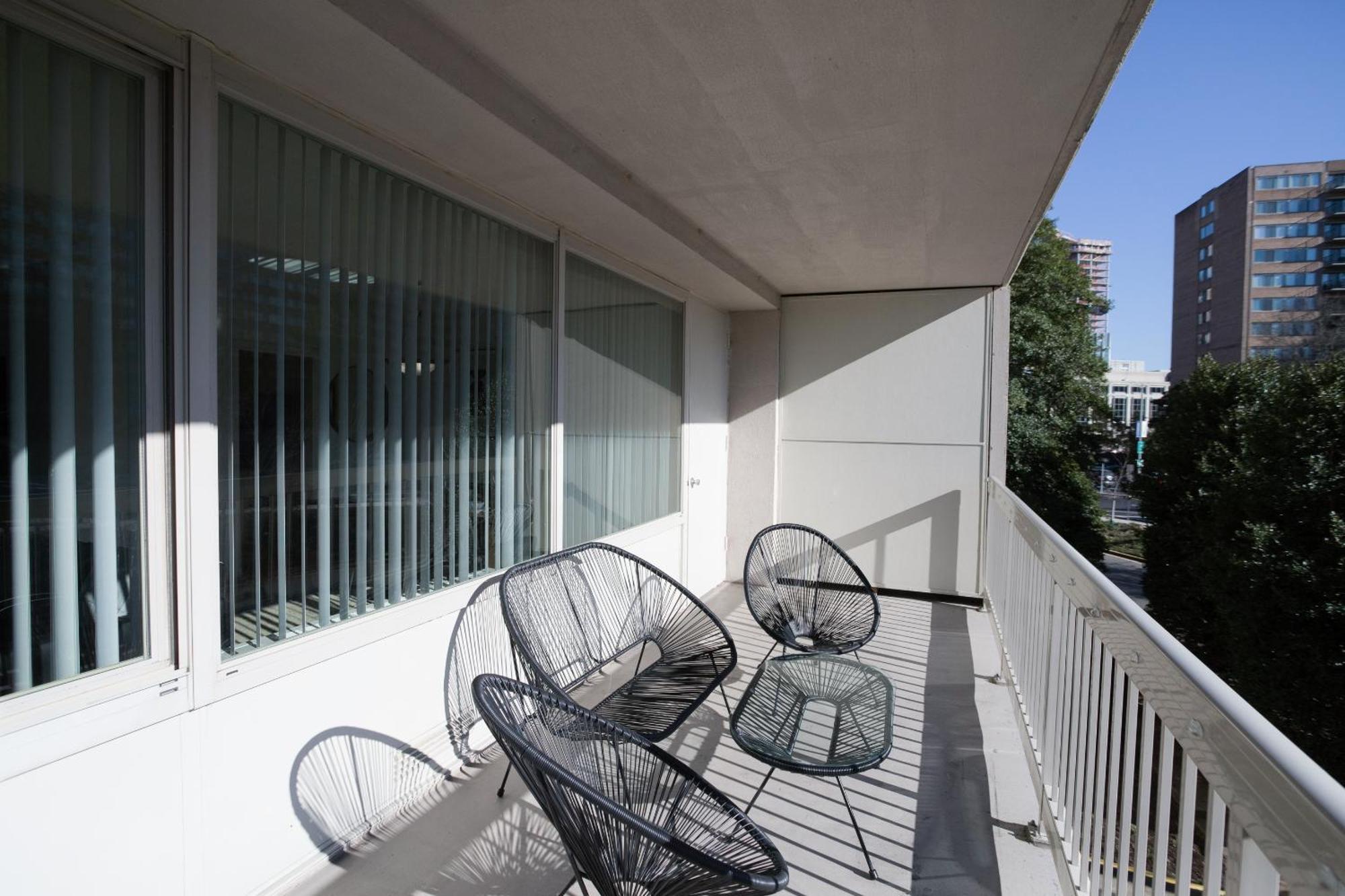 Spacious 2 Bedrooms Apt @Crystal City With Gym Arlington Kültér fotó